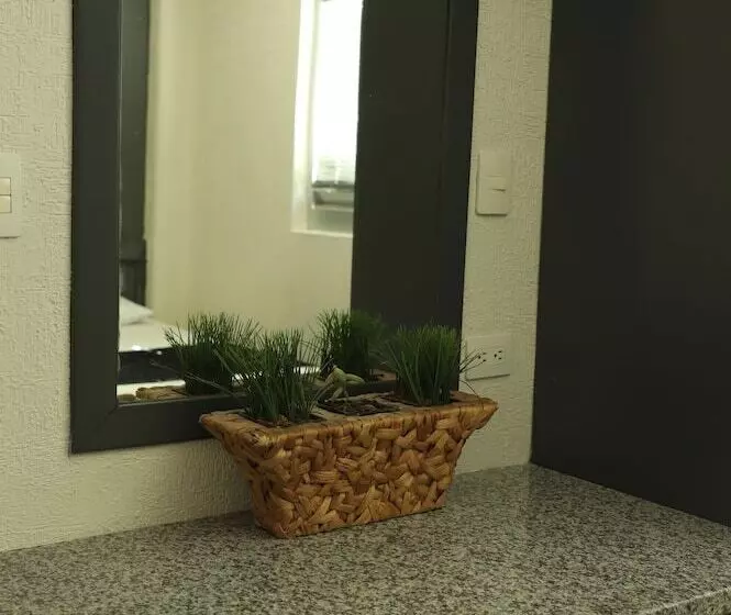 ホテル Homesuites Zaragoza