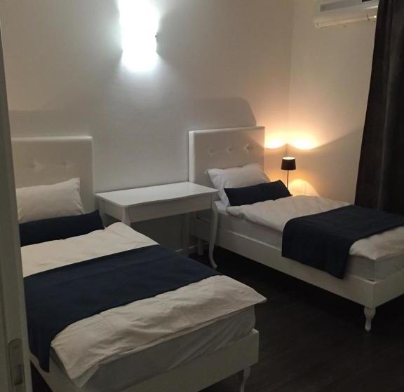 هتل International