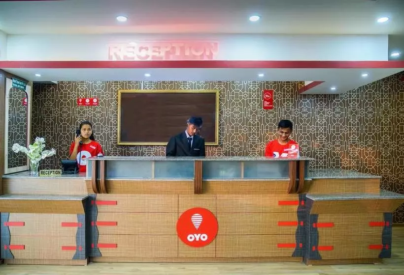هتل Oyo 105  Travel Inn