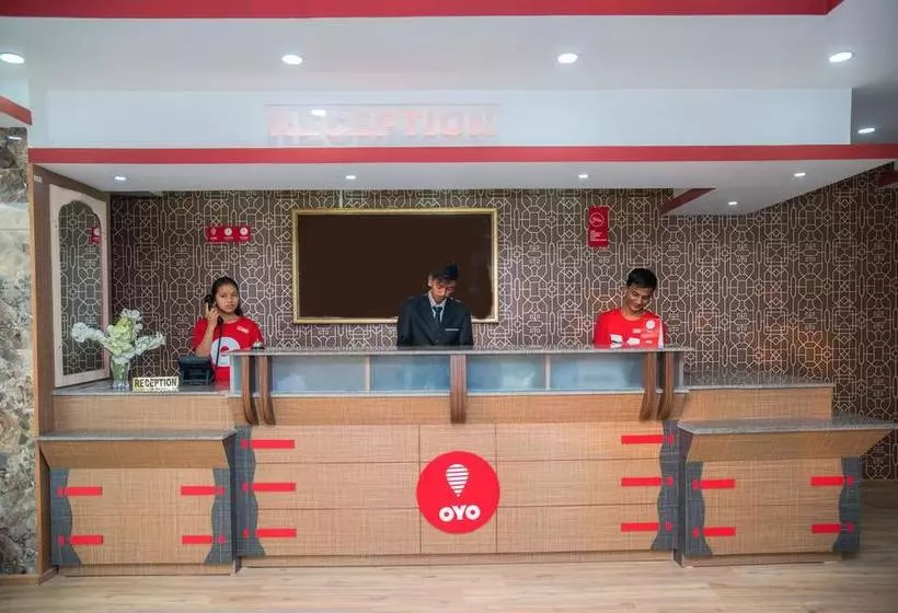 هتل Oyo 105  Travel Inn