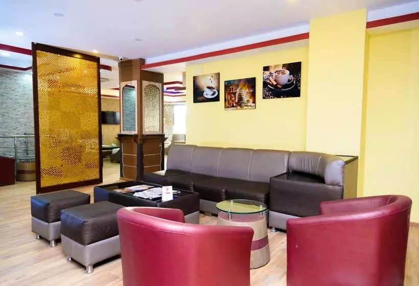 هتل Oyo 105  Travel Inn