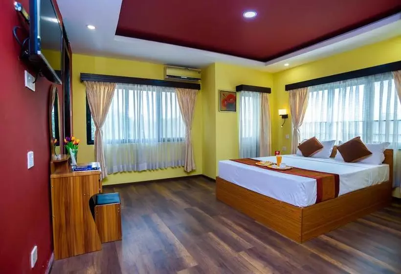 هتل Oyo 105  Travel Inn