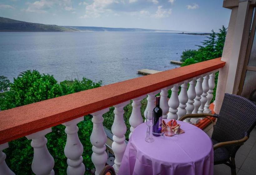 فندق Pansion Kiko