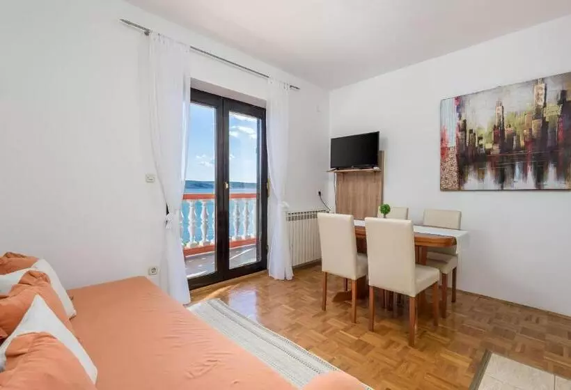 Hotelli Pansion Kiko