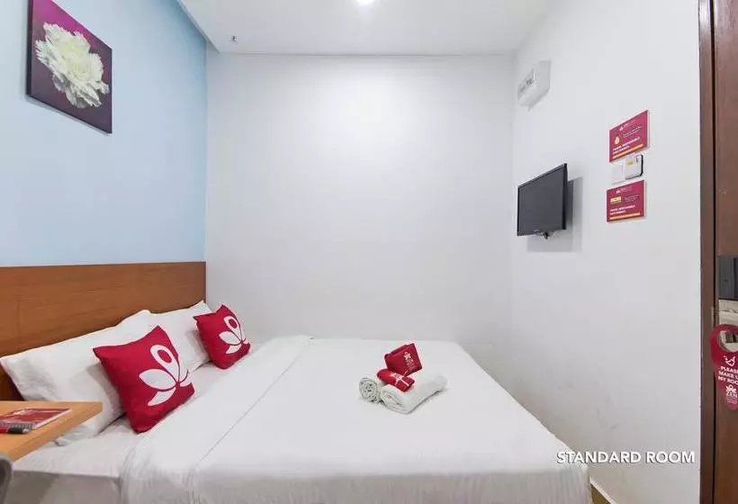 ホテル Zen Rooms Colour