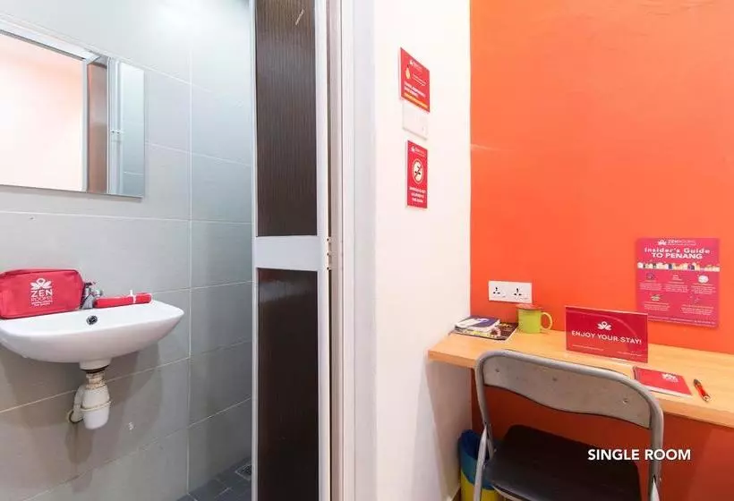 ホテル Zen Rooms Colour