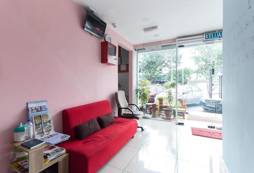 ホテル Zen Rooms Colour