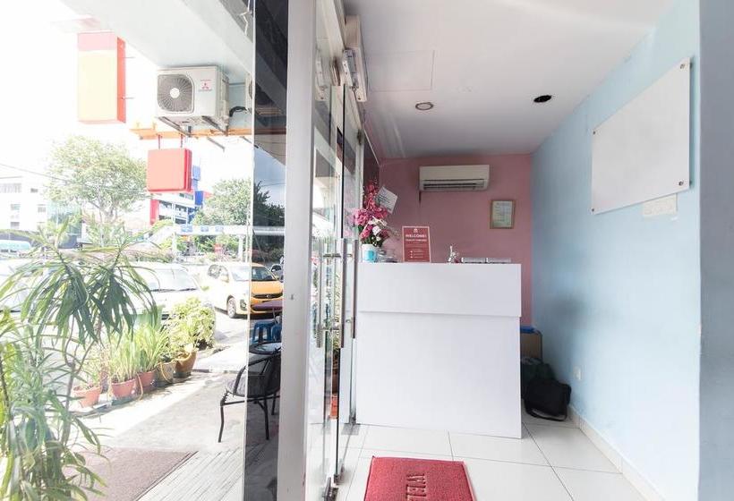 ホテル Zen Rooms Colour