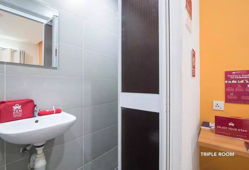 ホテル Zen Rooms Colour