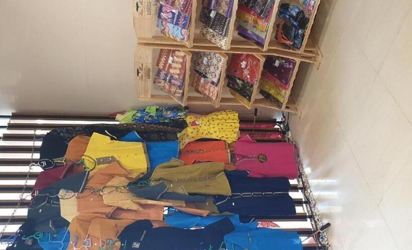 Law Ka Thit Sar Hotel   Hostel