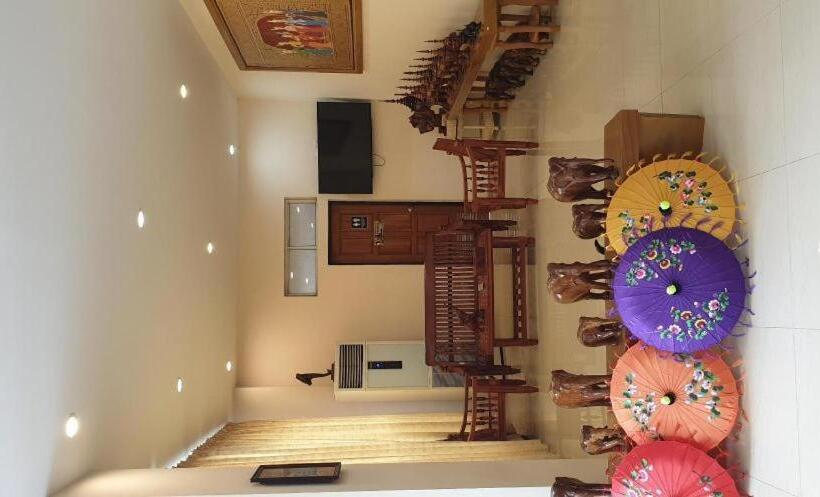 Law Ka Thit Sar Hotel   Hostel