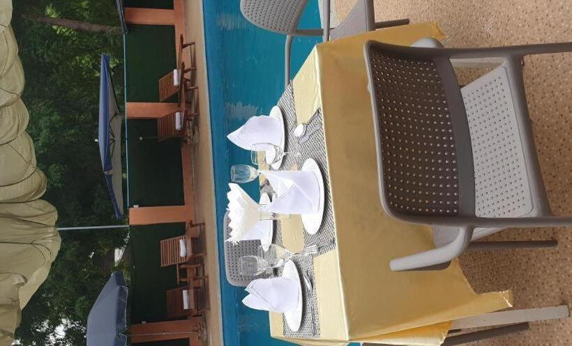 Law Ka Thit Sar Hotel   Hostel