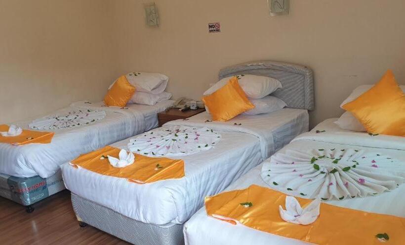 Law Ka Thit Sar Hotel   Hostel