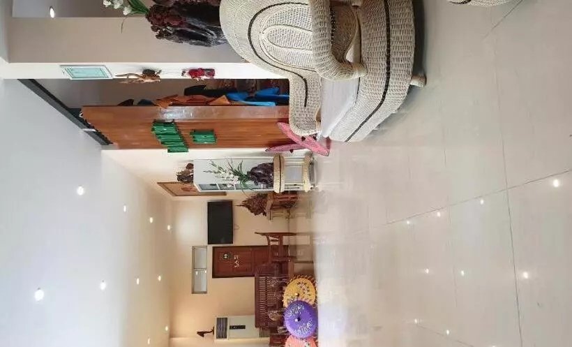 Law Ka Thit Sar Hotel   Hostel