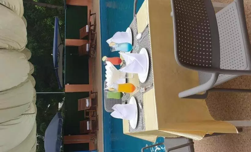 Law Ka Thit Sar Hotel   Hostel