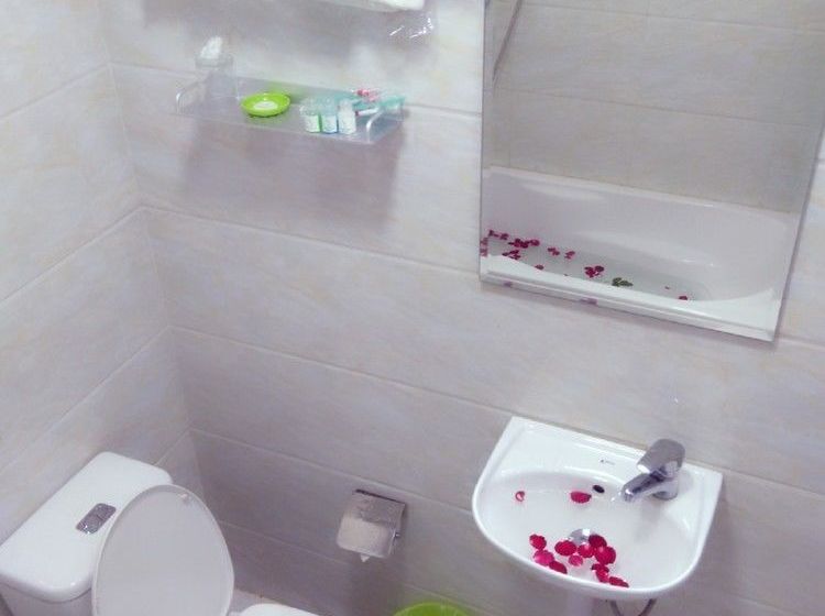 پانسیون Green Days Inn