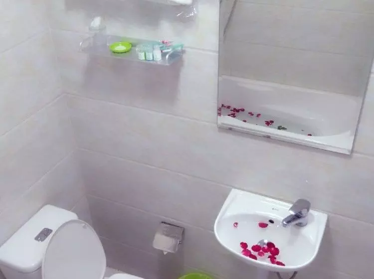 پانسیون Green Days Inn