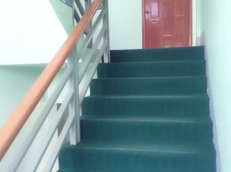 پانسیون Green Days Inn