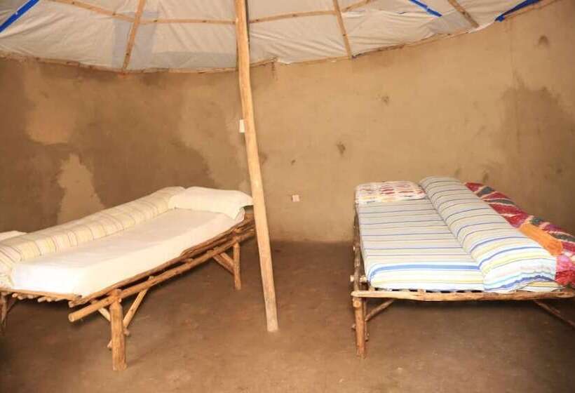 هاستل Red Rocks Rwanda Guesthouse & Campsite