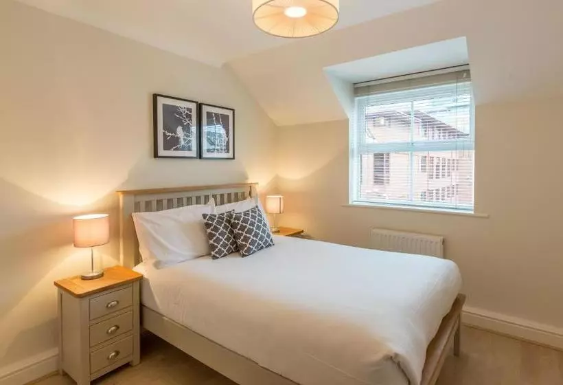 Stanshawe Court By House Of Fisher