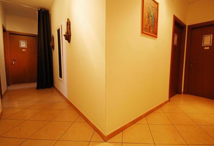 تختخواب و صبحانه Residenza Al Centro Storico