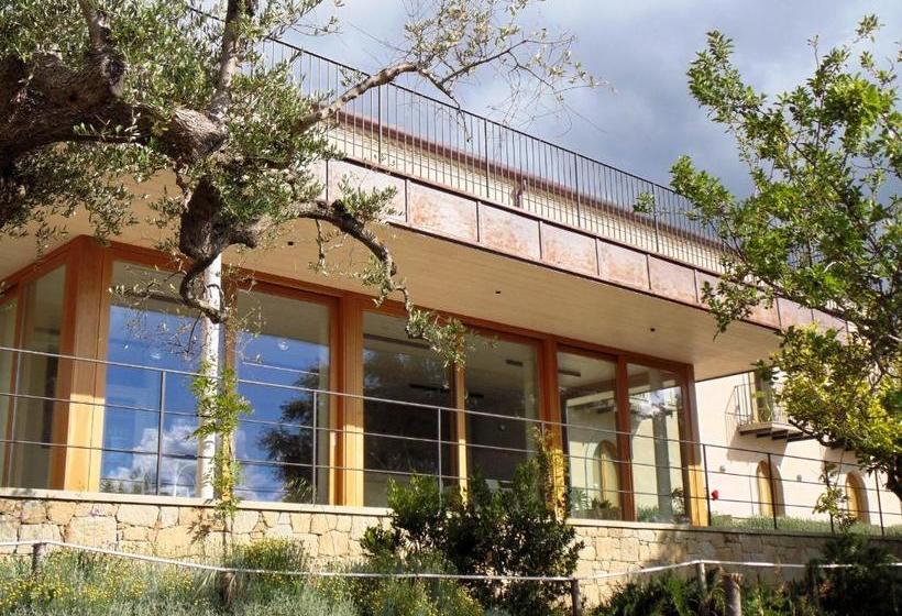 Отель Alimunera