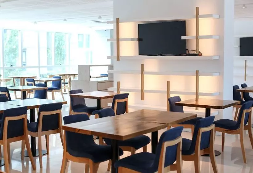 ホテル Dazzler By Wyndham Rosario