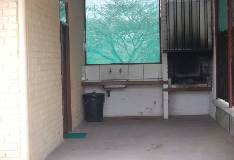 هتل Oppikoppi Rest Camp