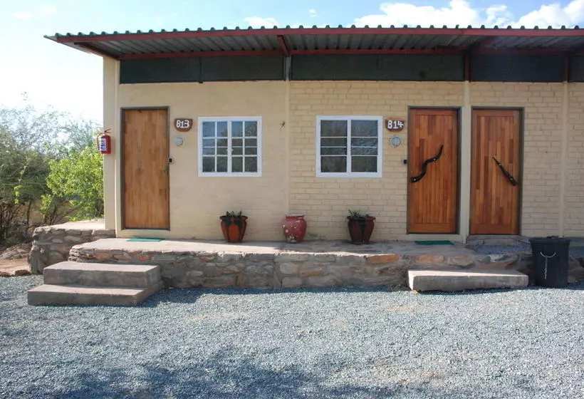 هتل Oppikoppi Rest Camp