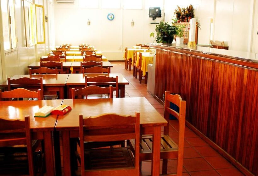 هتل Camping Orbitur Costa De Caparica