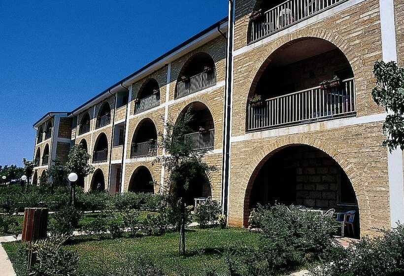 هتل Residence Poseidon Club