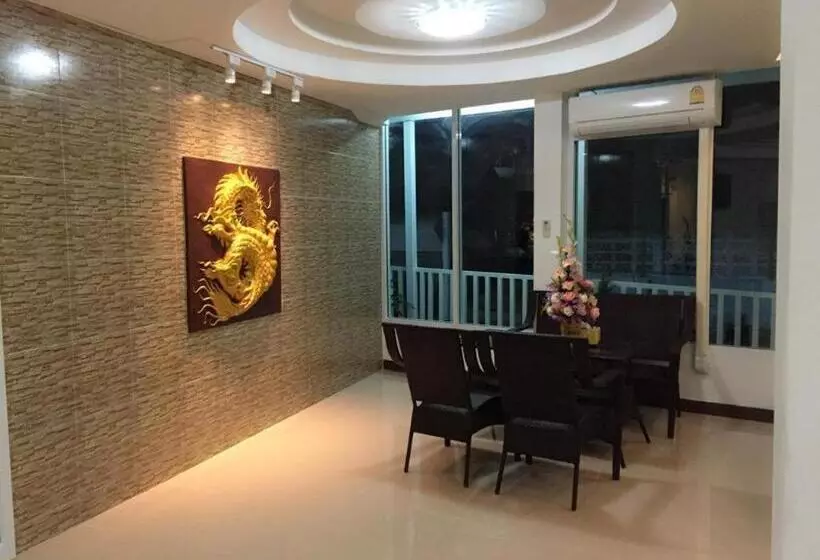 Hotelli Sea Breeze Resort