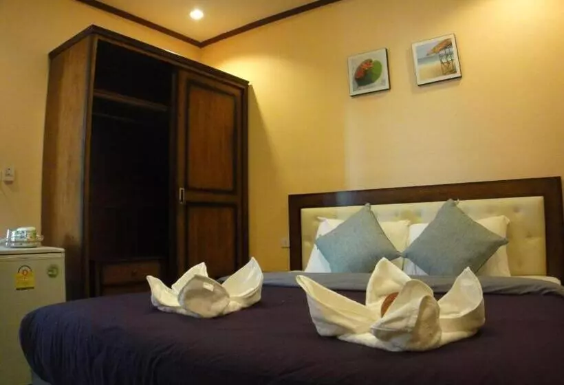 Hotelli Sea Breeze Resort