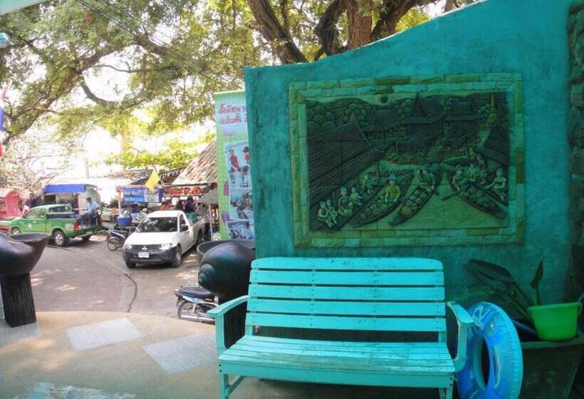 هتل Sea Breeze Resort