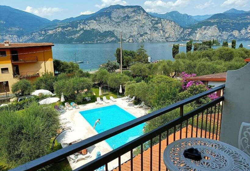 בית מלון כפרי Villa Isabella