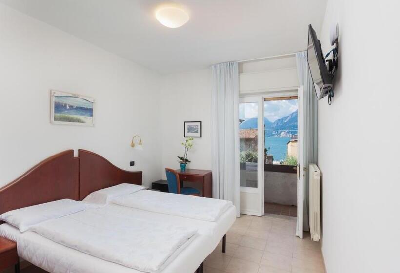 בית מלון כפרי Villa Isabella