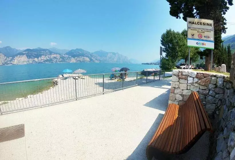 Hotelli Villa Isabella