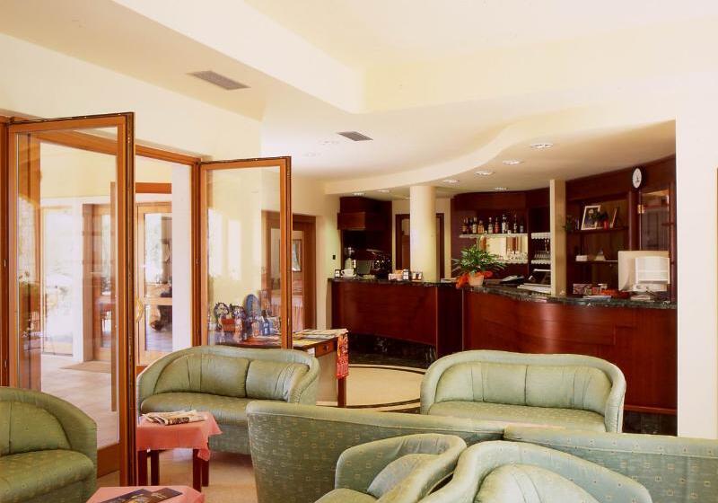 בית מלון כפרי Villa Isabella