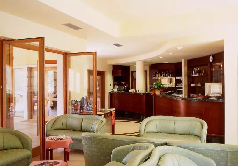 Hotelli Villa Isabella