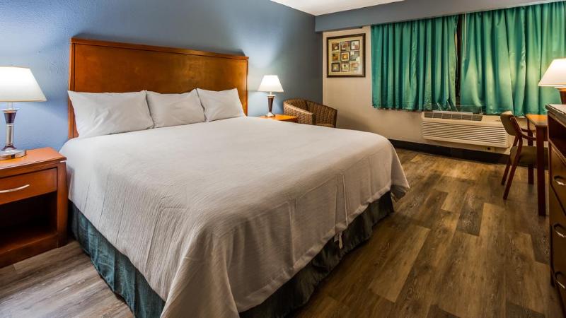 Surestay Plus Hotel By Best Western St. Louis Airport