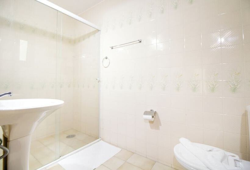 Velinn Hotel Ninho Do Falcão