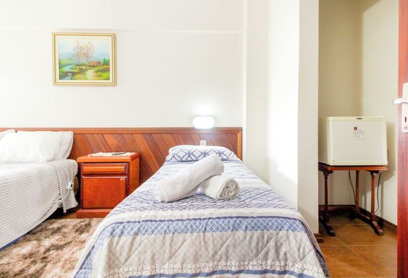 Velinn Hotel Ninho Do Falcão