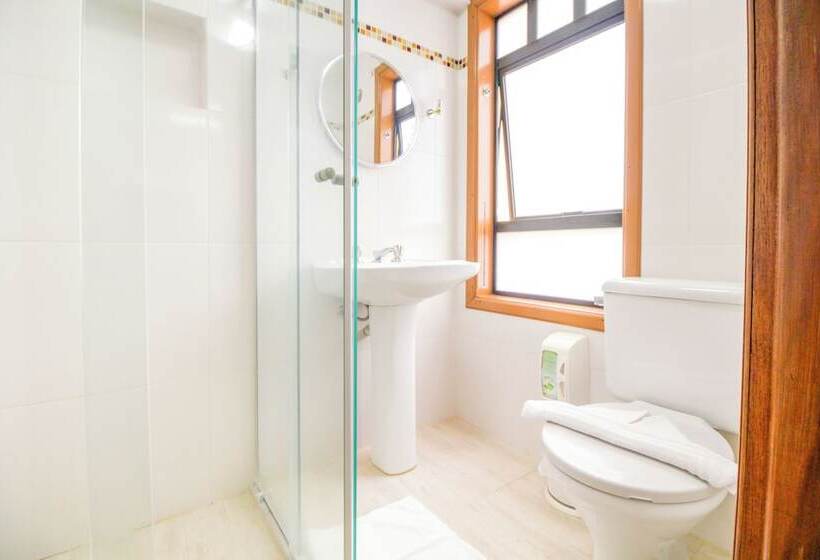 Velinn Hotel Ninho Do Falcão