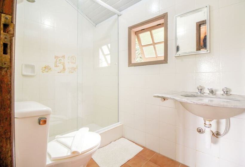 Velinn Hotel Ninho Do Falcão