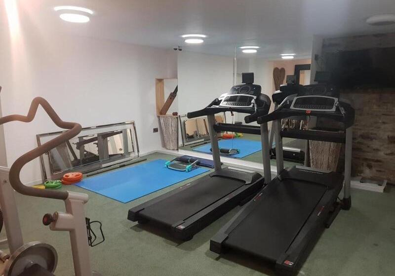 Gwesty R Marine Hotel & Spa