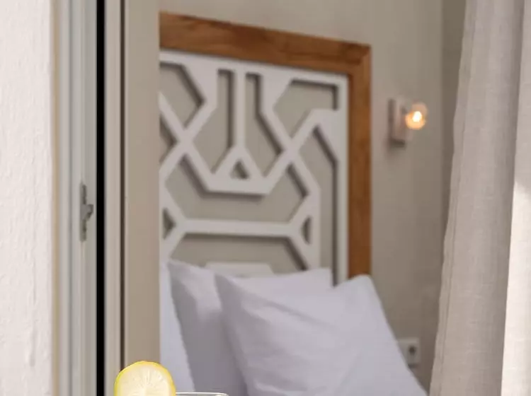 Hotelli Apollo Apartments