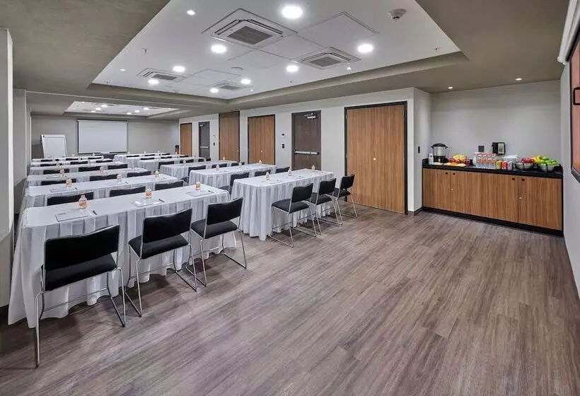 ホテル City Express By Marriott Tepic