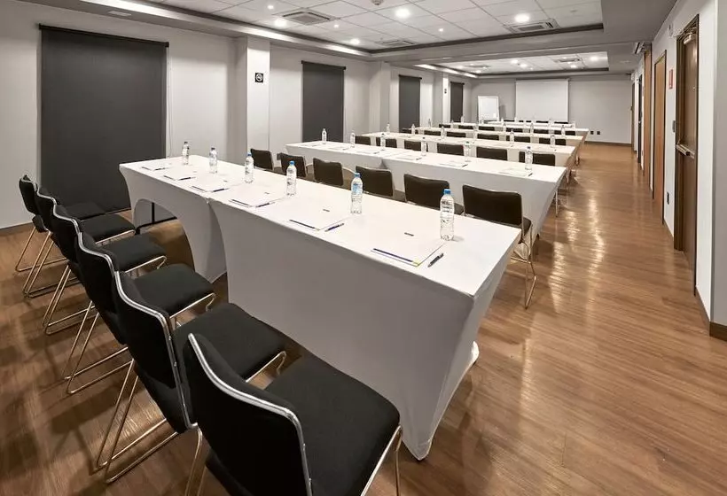 ホテル City Express By Marriott Tepic