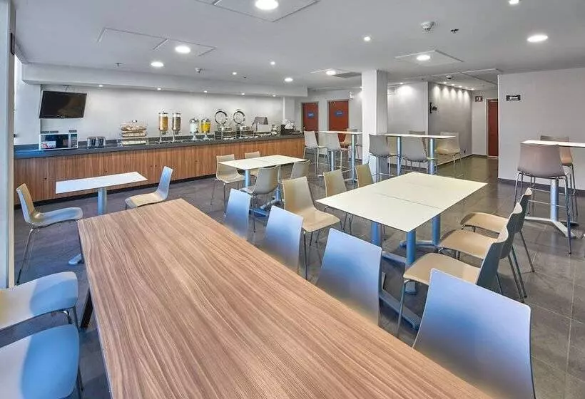 ホテル City Express By Marriott Tepic