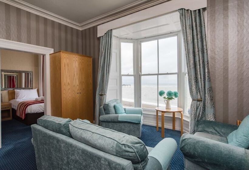 Gwesty R Marine Hotel & Spa